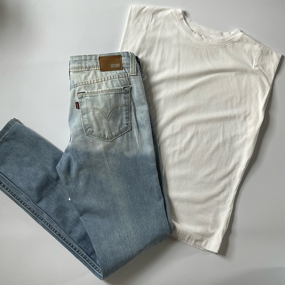 Levi’s Jeans Low Rise Demi Curve - Picture 7 of 7